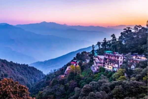 Delhi to Mussoorie Tour by Tempo Traveller