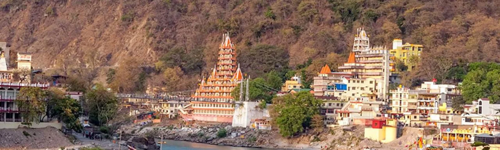 Delhi to Rishikesh Tour by Tempo Traveller Delhi to Rishikesh Tour by Tempo Traveller