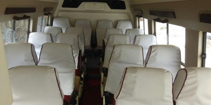 20 seater tempo traveller in moradabad