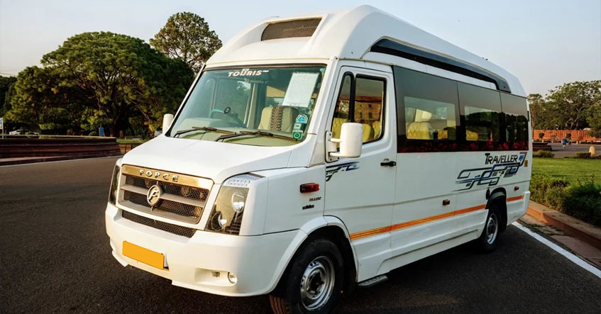 15 seater luxury tempo traveller