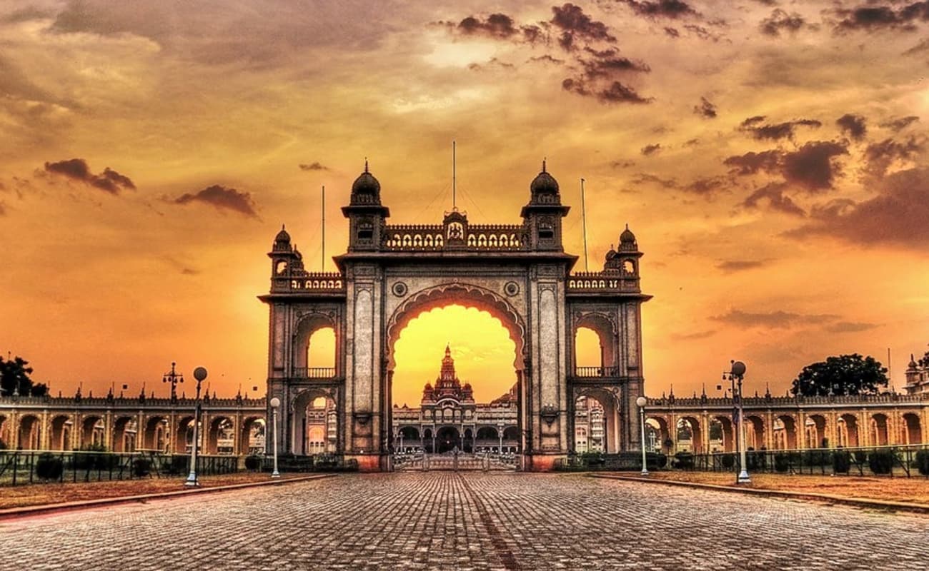 golden triangle tour packages from bangalore
