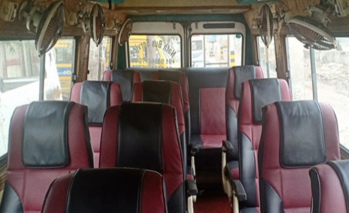 9-seater-standard-tempo-traveller